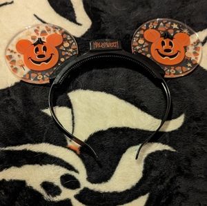 Disney light up Mickey pumpkin ears